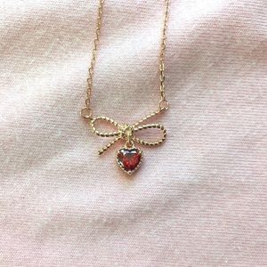 Beautiful Bow & Heart Necklace !
